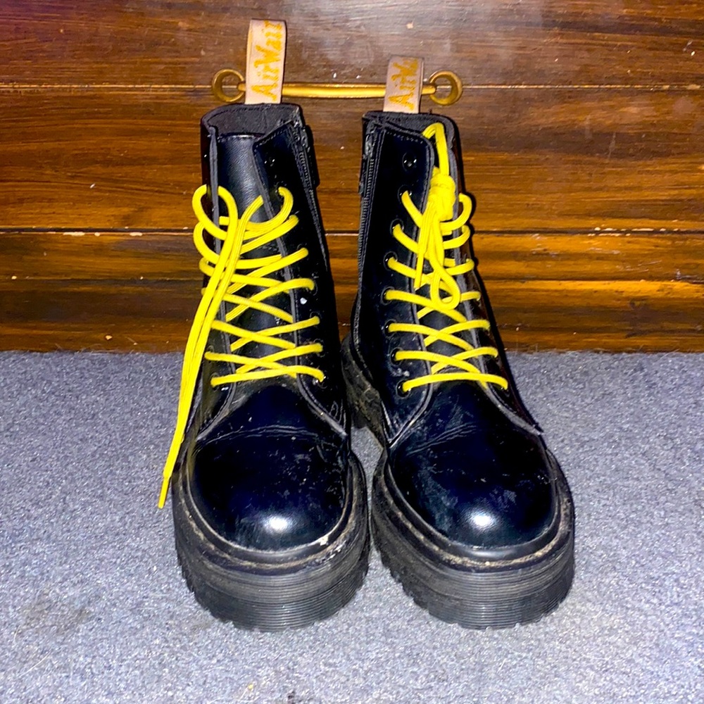 Dr. Martens VEGAN JADON II MONO